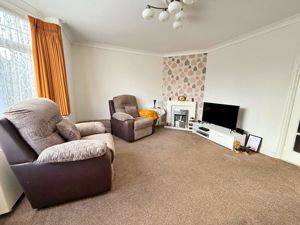 Lounge- click for photo gallery